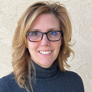 Meet your Posher, Carolyn